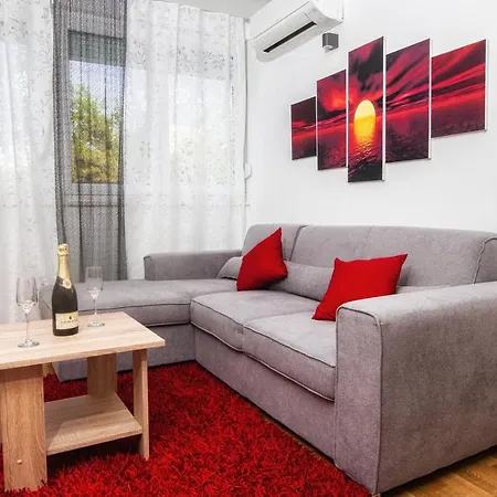 Apartment Zoi *